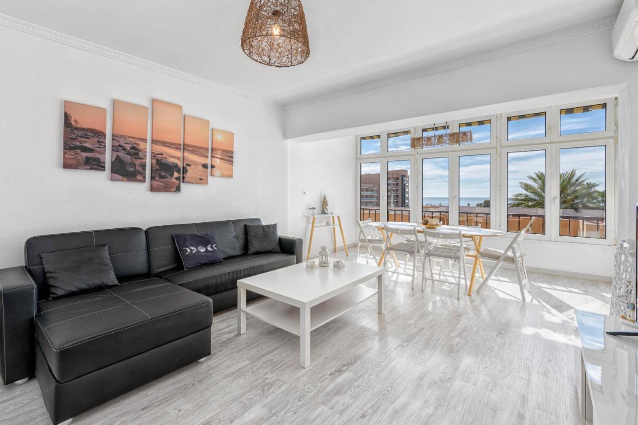 Ferienwohnung Benalmadena, Frente A La Playa Y Puerto Marina Exterior foto